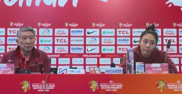 博鱼电竞APP-宫鲁鸣：中国女篮的内线是世界级，但没有外线不会是强队