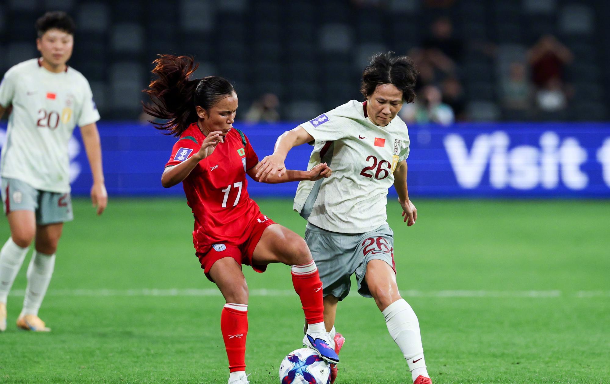 博鱼电竞平台-2-0开门红！中国女足赢球赛后却传2坏消息，网友：和男足看齐了！