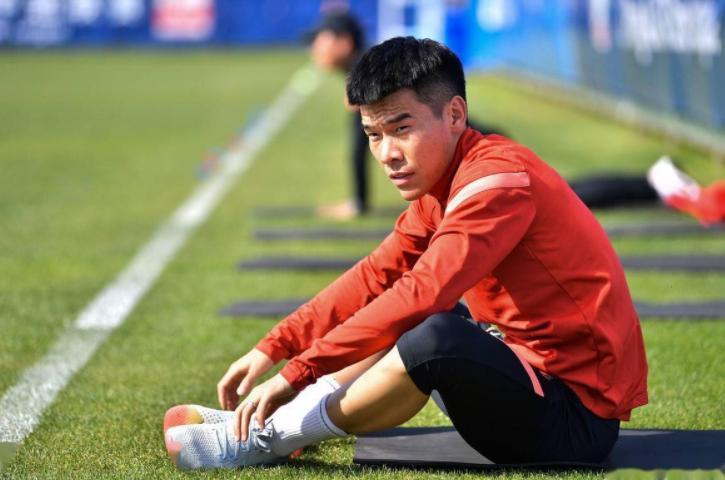 博鱼电竞官方网站-他上赛季津门虎被寄予厚望，如今一分钟没踢，就被官宣离队走人